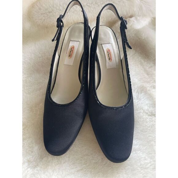 Vintage TALBOTS Satin with beads and genuine leather inside the sole Hills Pun - Picture 2 of 8